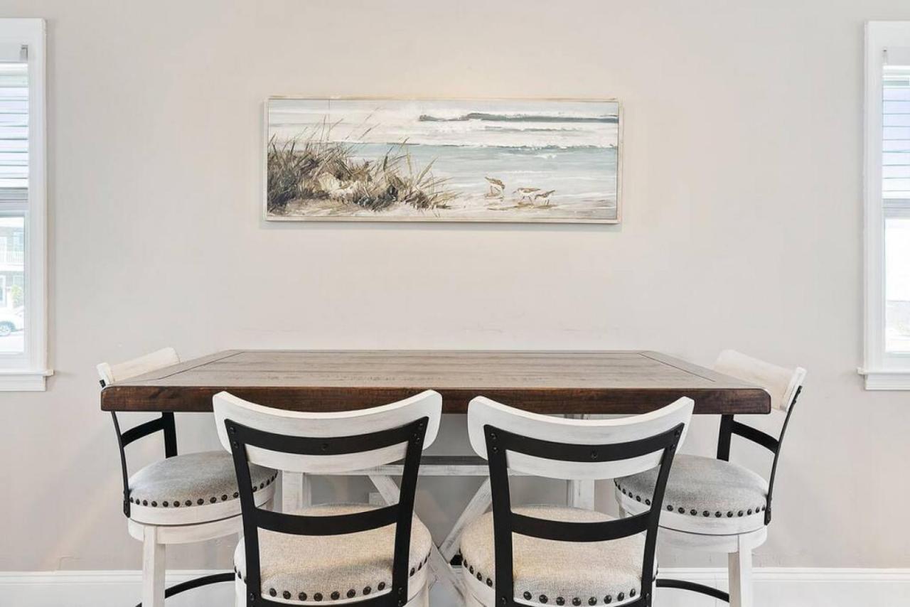 Spectacular 3 Bedroom Condo One Block To The Beach Brigantine Exterior photo
