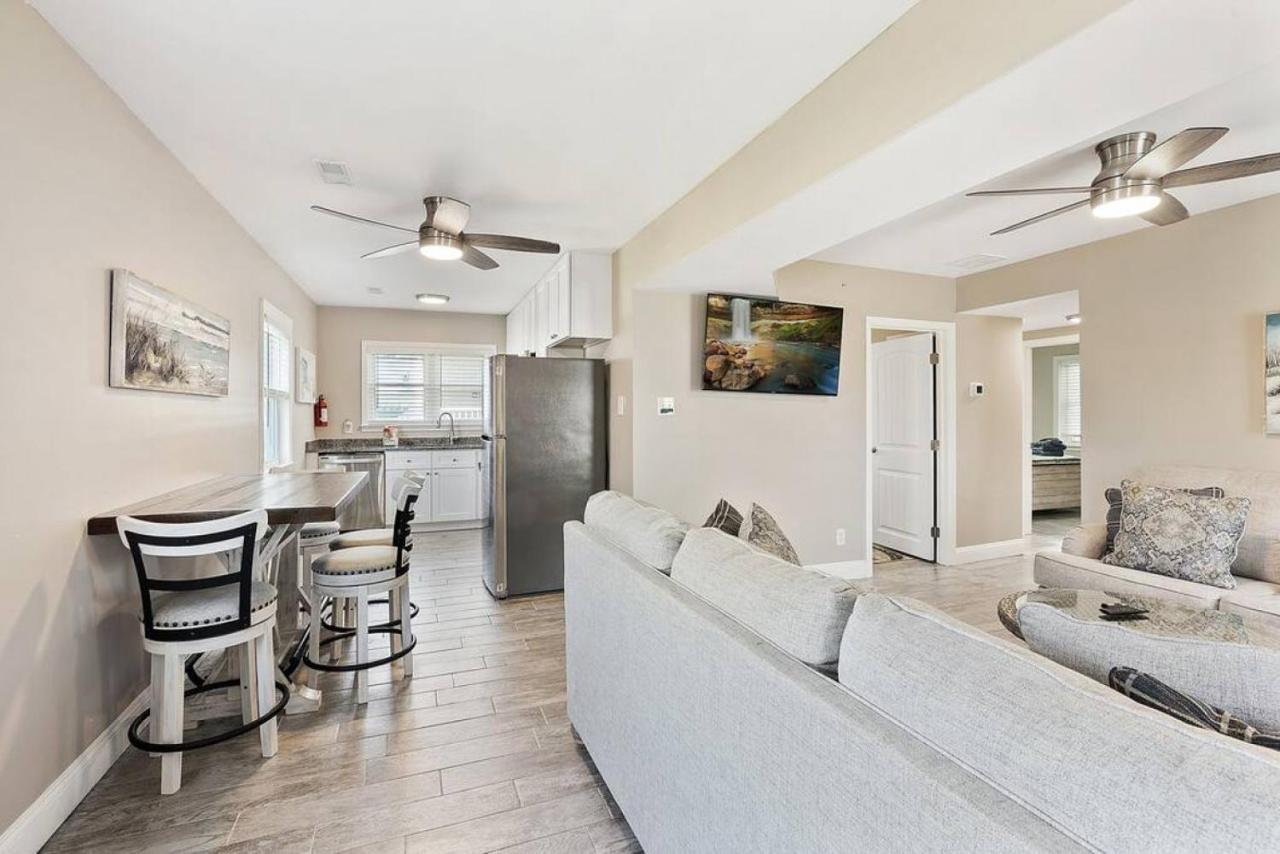 Spectacular 3 Bedroom Condo One Block To The Beach Brigantine Exterior photo