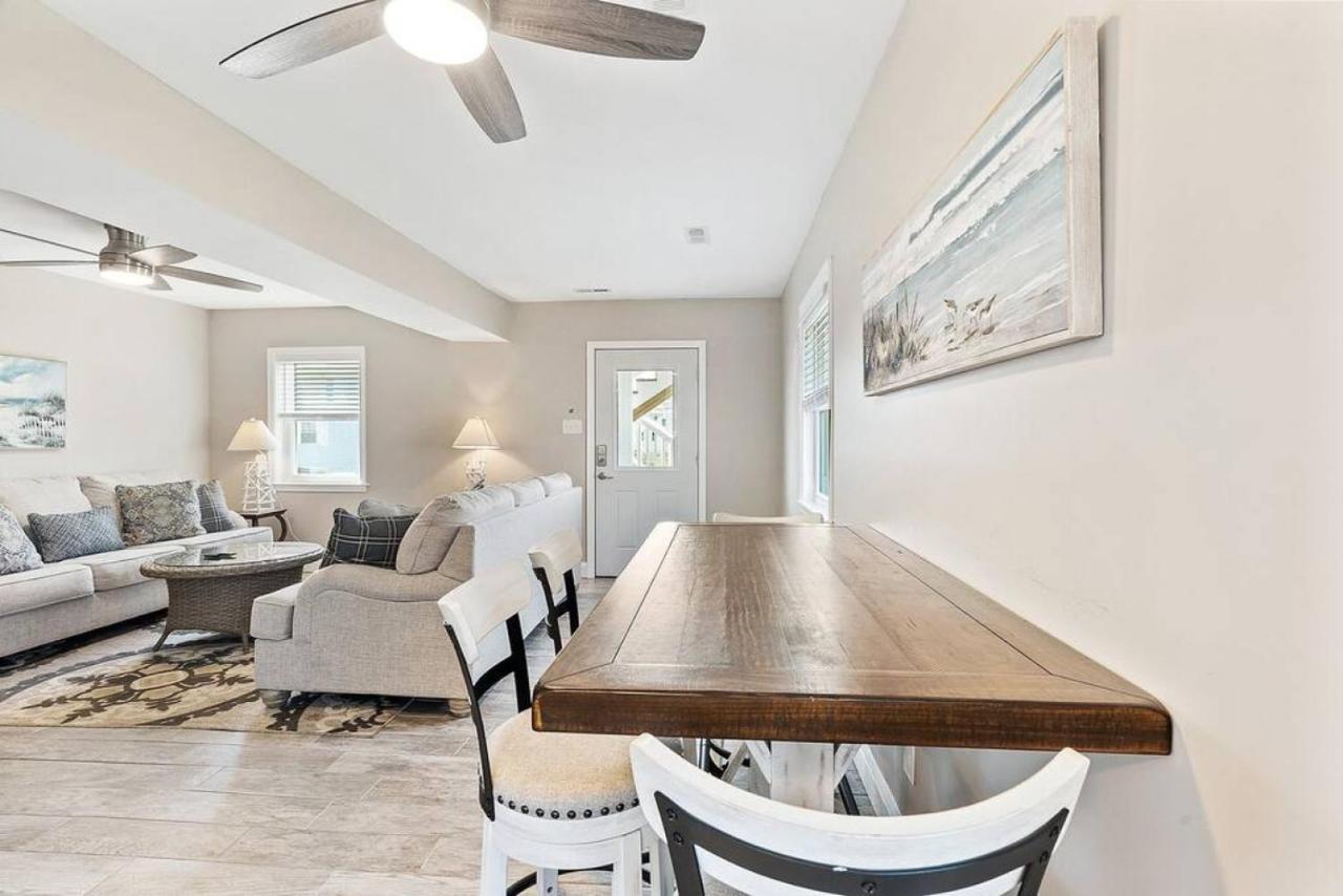 Spectacular 3 Bedroom Condo One Block To The Beach Brigantine Exterior photo